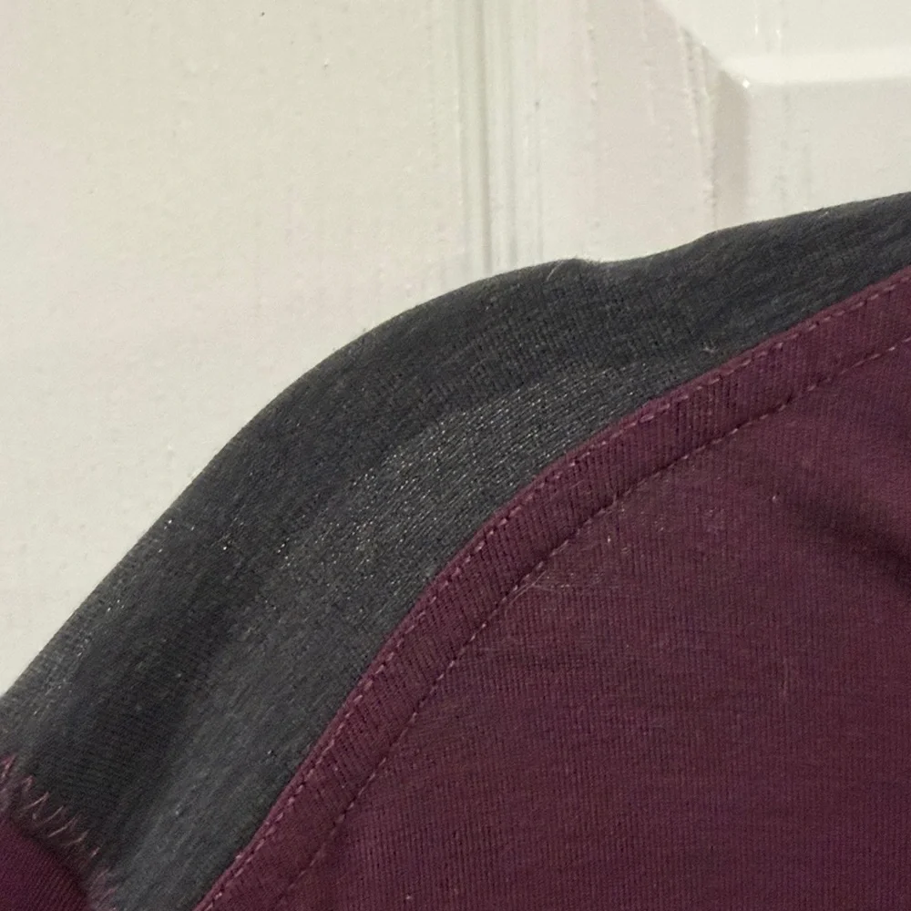 Brooks Maroon Long Sleeve Athletic Shirt Size M - Picture 4 of 11